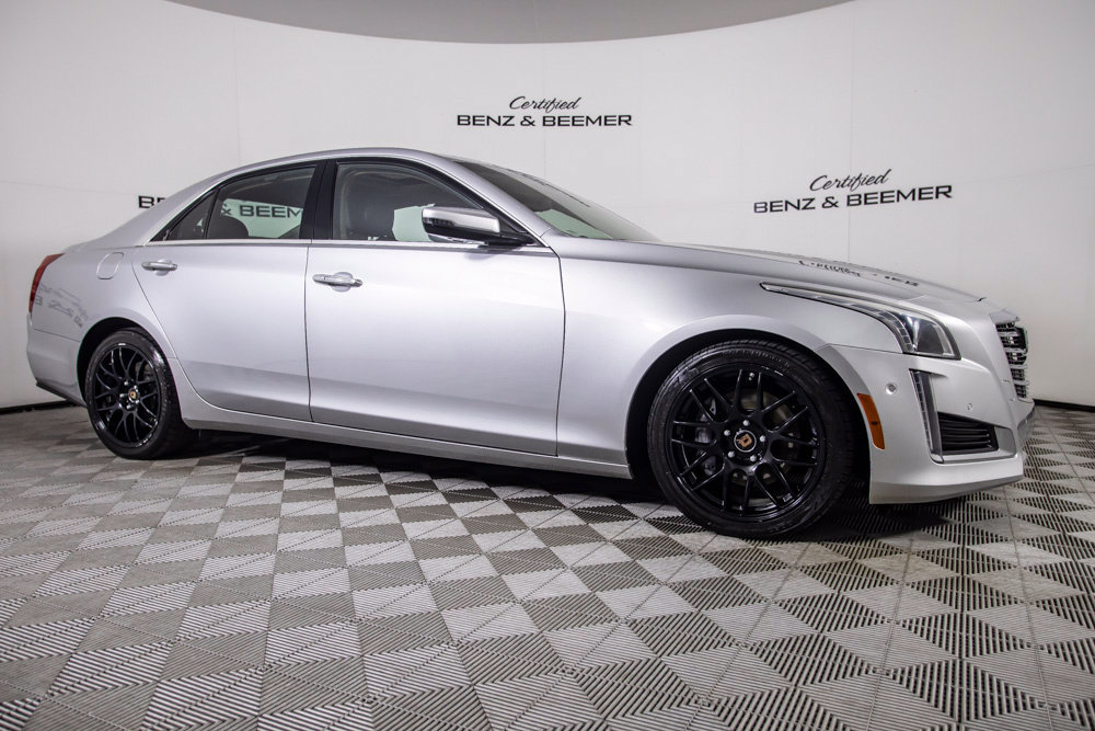 Used 2018 Cadillac CTS Premium Luxury RWD image 2