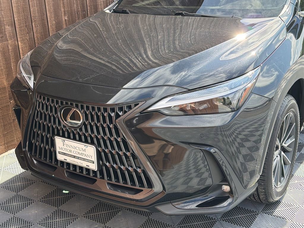 Used 2025 Lexus NX 250 FWD w/ Towing Package (2000 Lbs) image 20