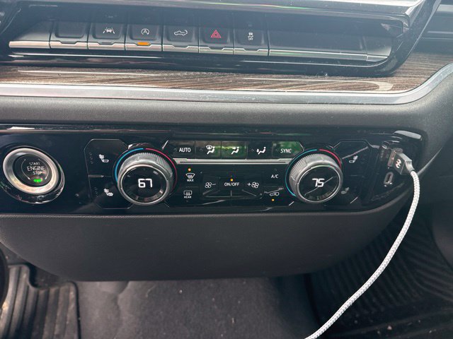 Used 2022 Chevrolet Silverado 1500 LT AWD/4WD image 17