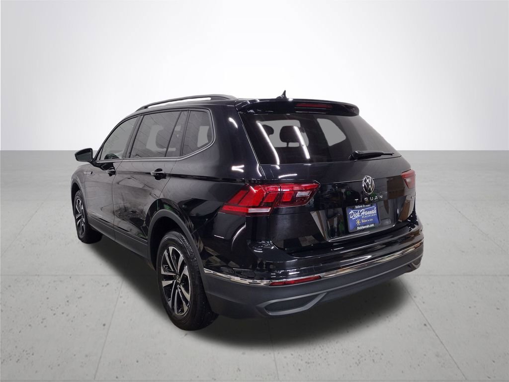 Certified 2024 Volkswagen Tiguan S image 12