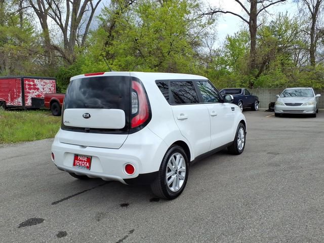 Used 2017 Kia Soul + FWD image 8