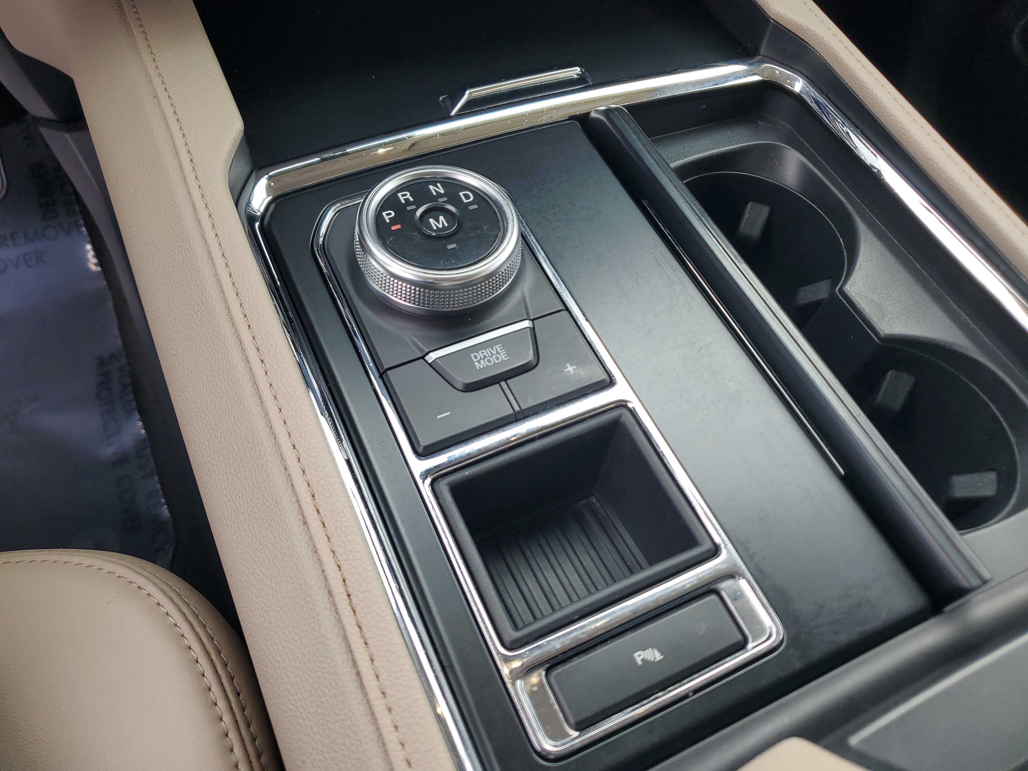 Used 2022 Ford Expedition XLT image 27