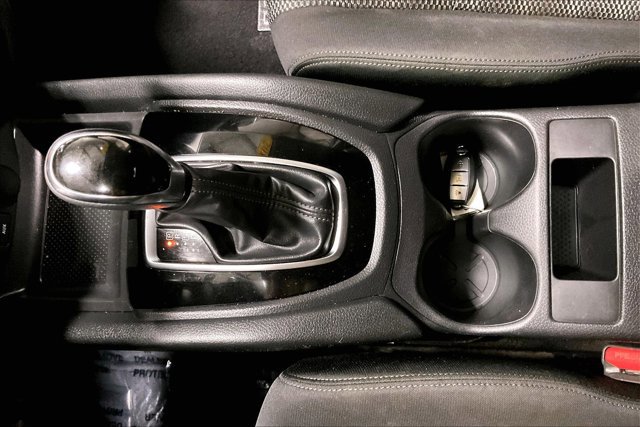 Used 2018 Nissan Rogue Sport SV image 41