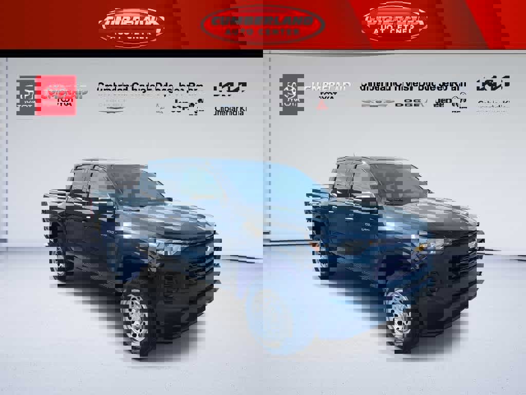 Used 2024 Chevrolet Colorado W/T image 1