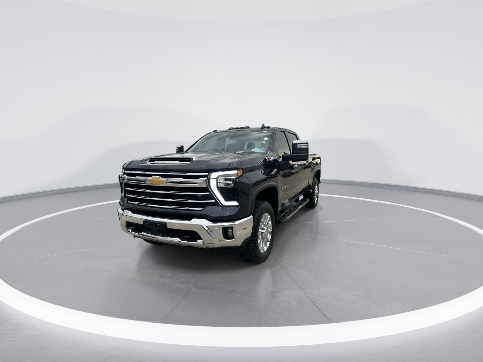 Certified 2024 Chevrolet Silverado 2500 LTZ w/ LTZ Plus Package AWD/4WD image 4