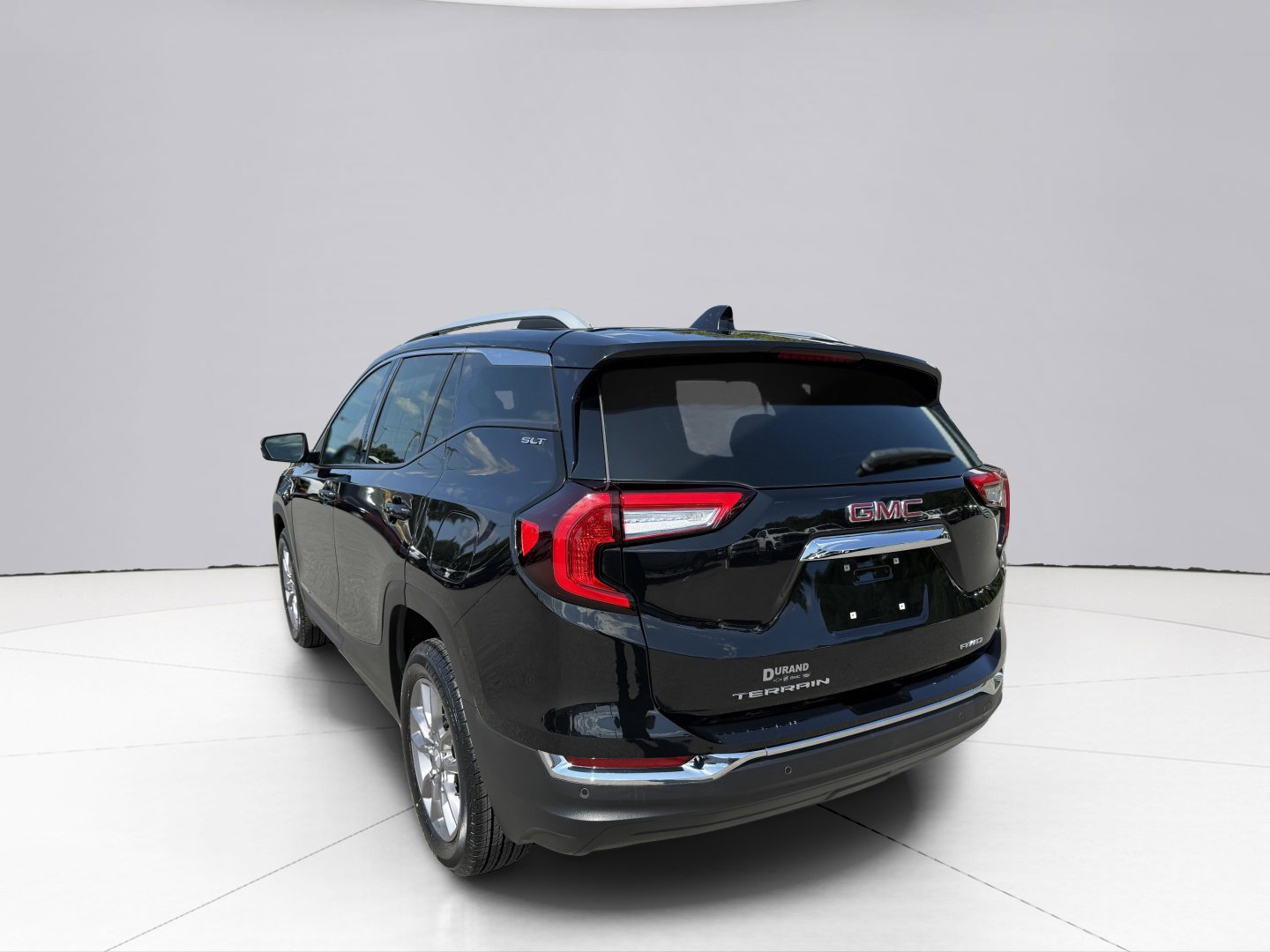 Used 2022 GMC Terrain SLT image 8