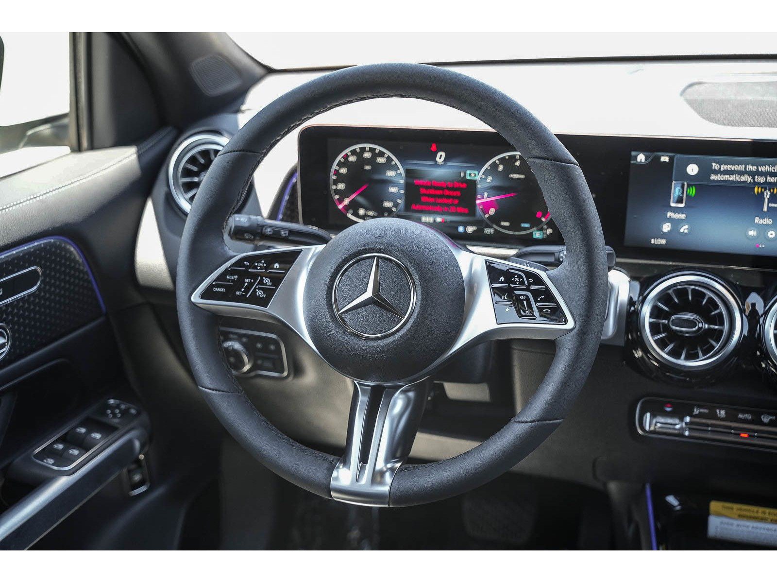 New 2026 Mercedes-Benz GLB 250 4MATIC image 15