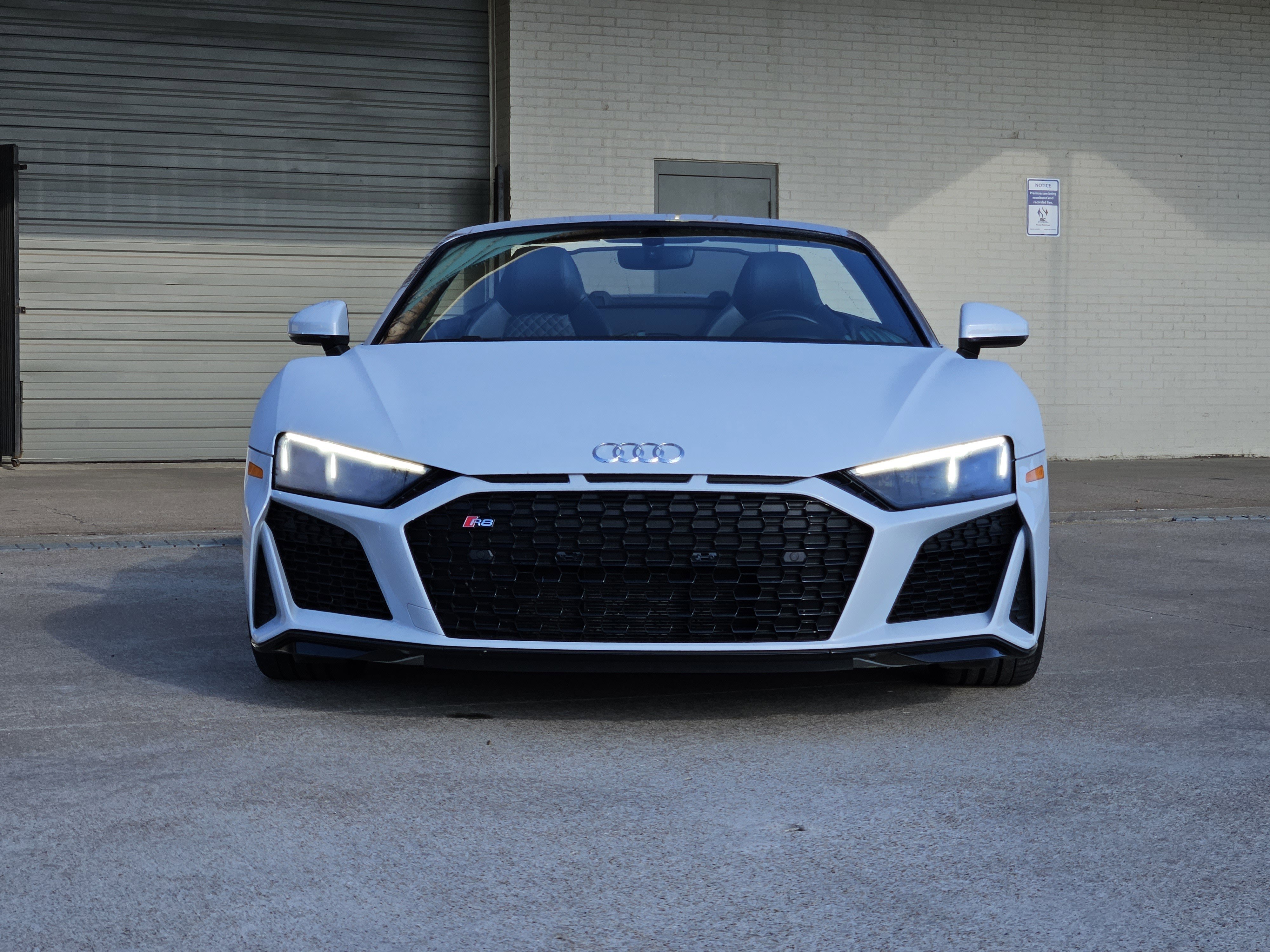 Used 2020 Audi R8 V10 w/ Carbon Exterior Package image 6