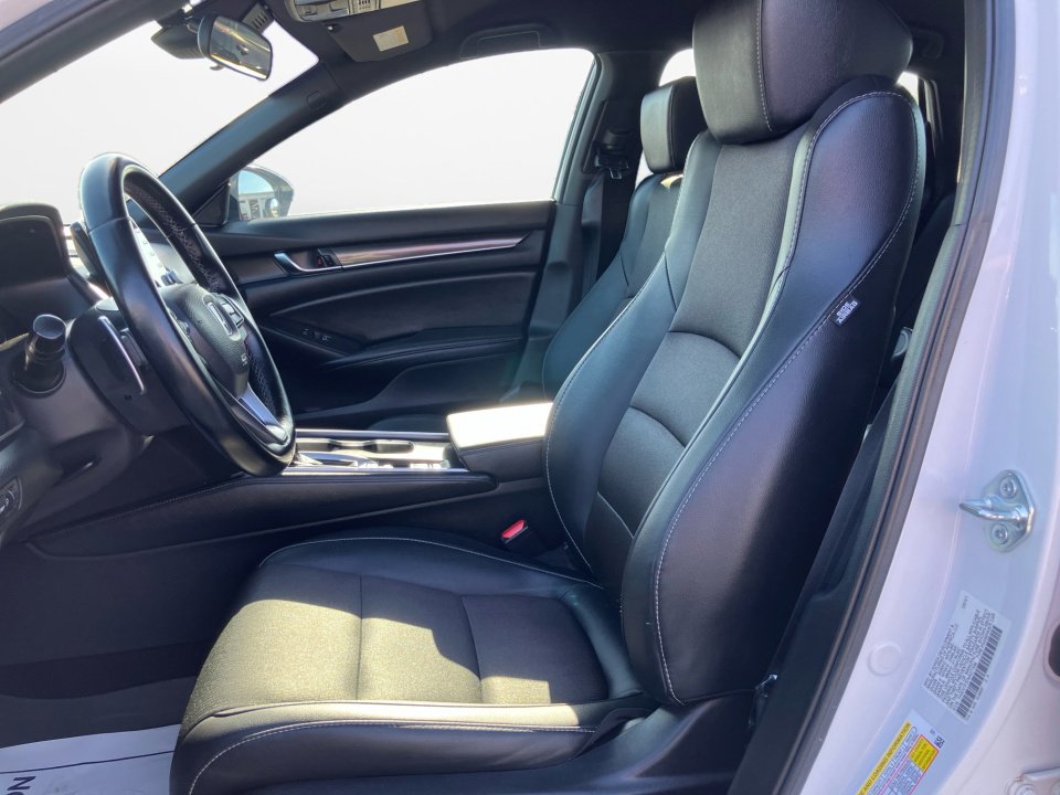 Used 2021 Honda Accord Sport image 11