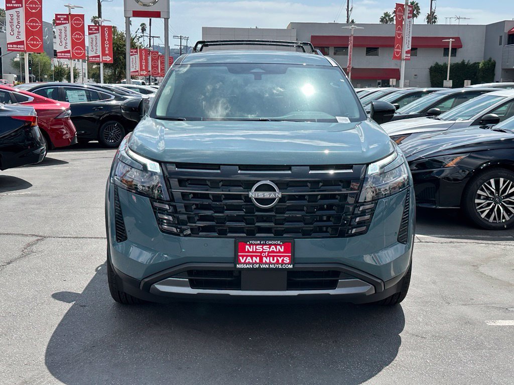 New 2026 Nissan Pathfinder SL FWD image 11
