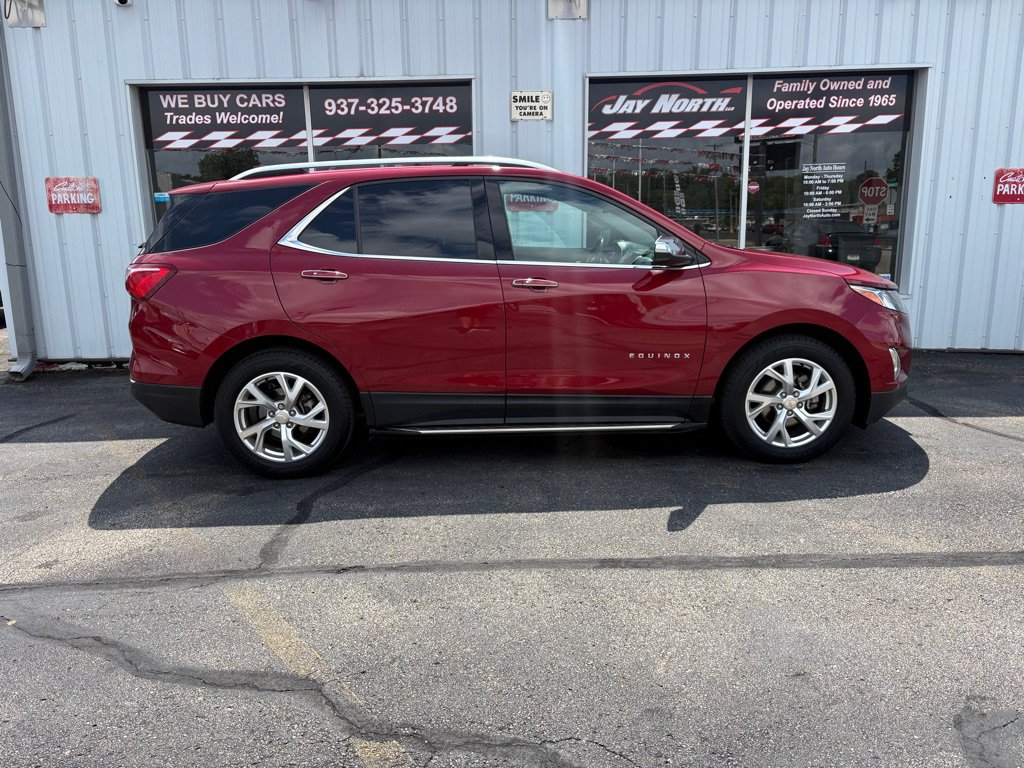 Used 2018 Chevrolet Equinox Premier FWD image 2