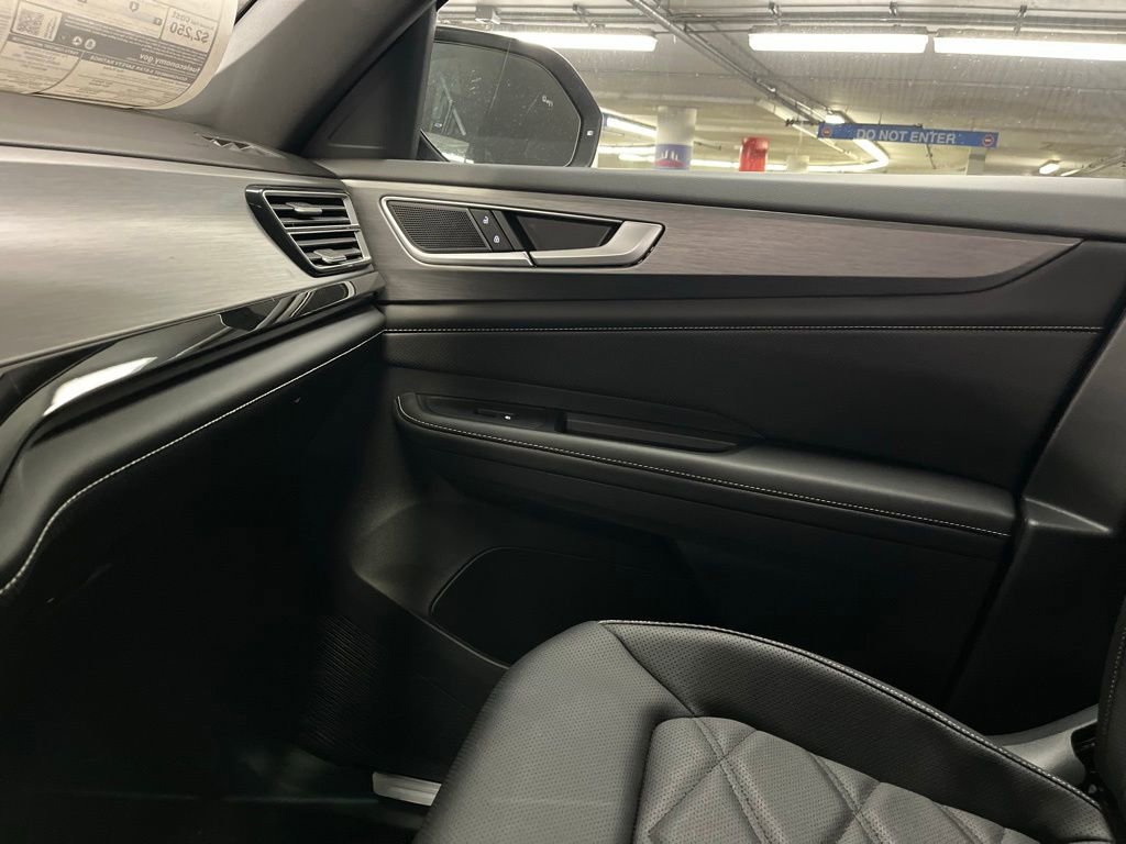 New 2026 Volkswagen Atlas Cross Sport SE image 31