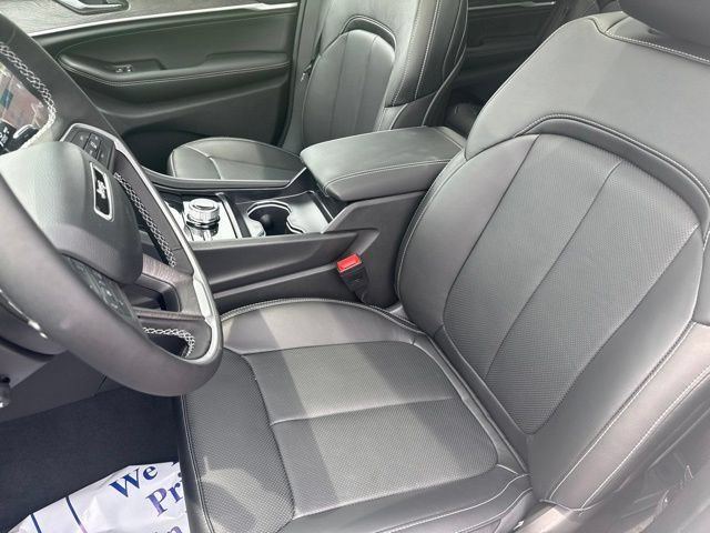 New 2026 Jeep Grand Cherokee Limited AWD/4WD image 15