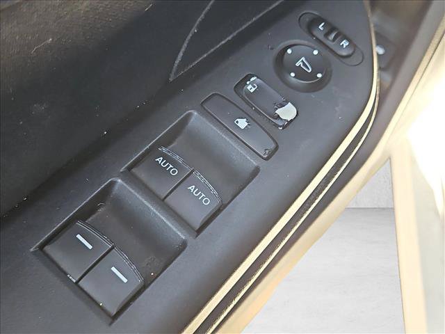 Used 2018 Honda Civic EX image 11