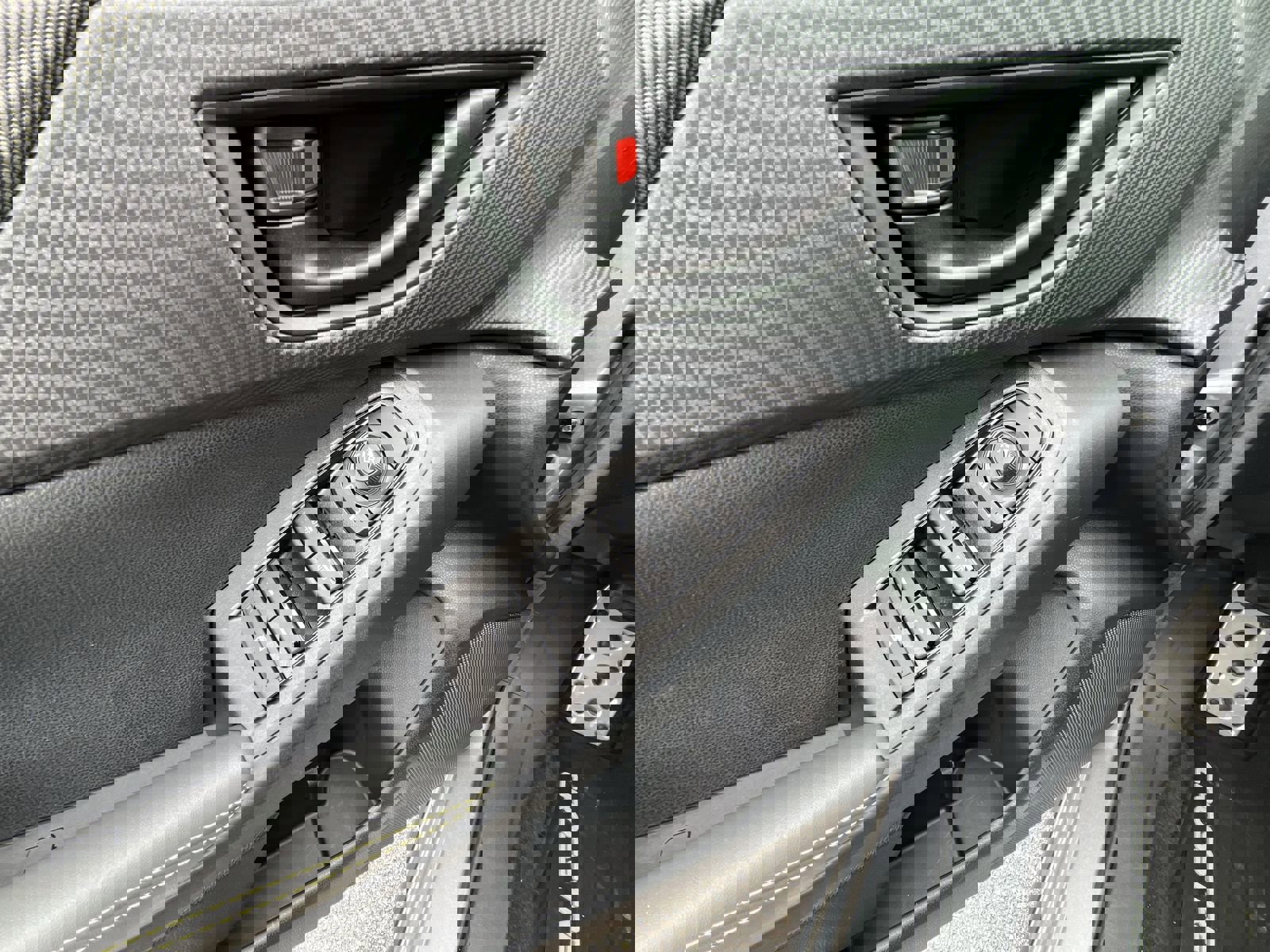 Certified 2025 Subaru Crosstrek 2.5i Limited w/ Popular Package #4A image 17