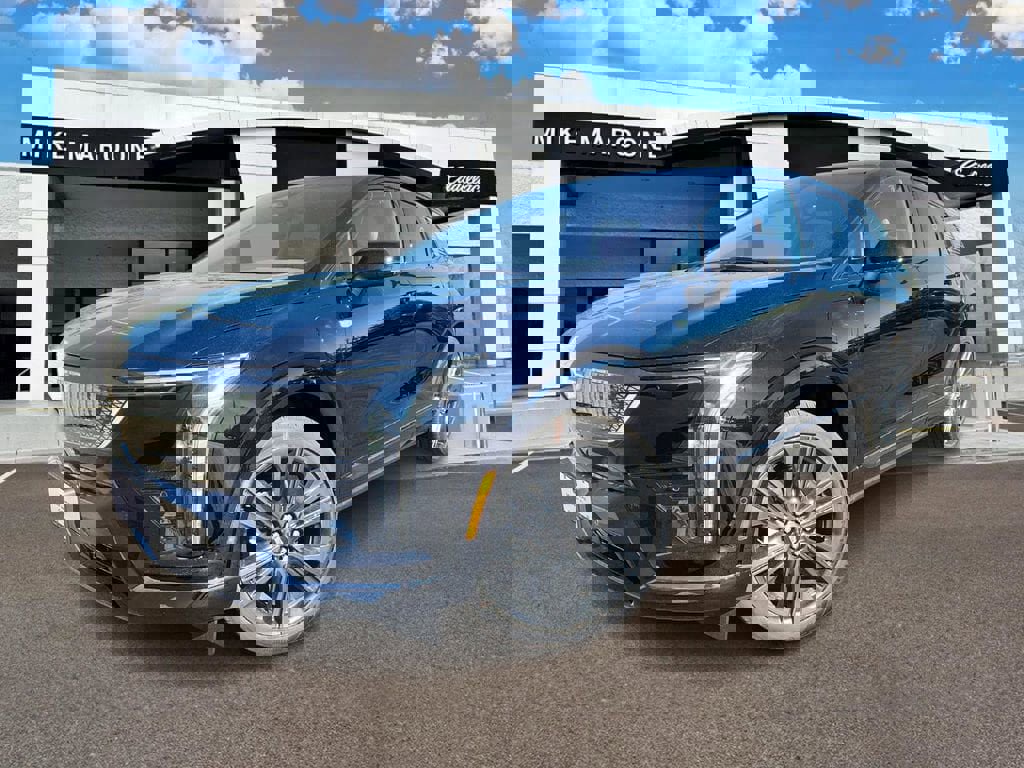 New 2025 Cadillac Optiq Sport 2