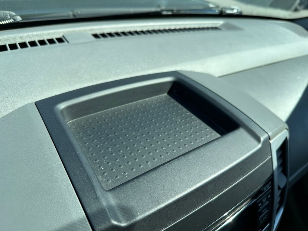 Used 2016 Nissan Frontier SV image 21