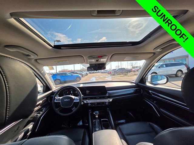 Used 2025 Kia Telluride S FWD image 16