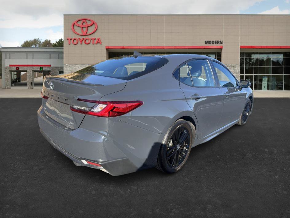 Certified 2025 Toyota Camry SE image 5