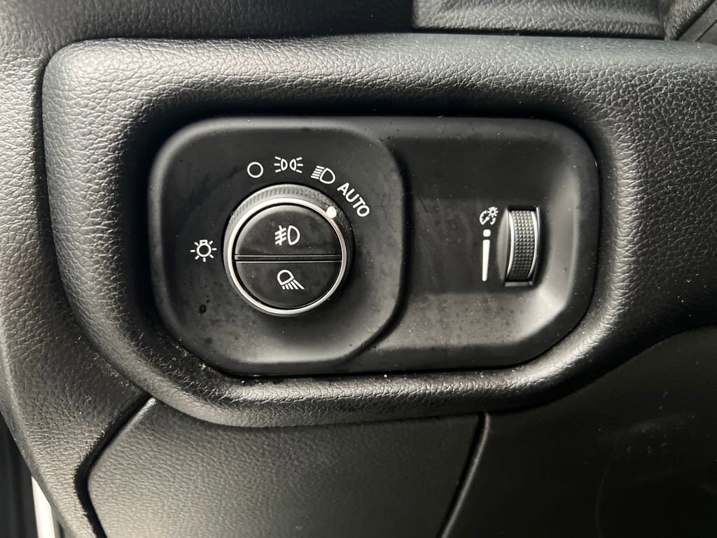 Used 2024 RAM 2500 Big Horn image 36