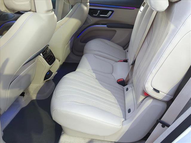 New 2026 Mercedes-Benz EQS 400 4MATIC SUV image 15