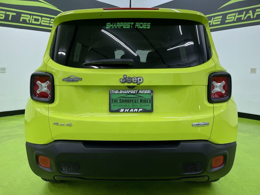 Used 2017 Jeep Renegade Latitude w/ Cold Weather Group AWD/4WD image 8