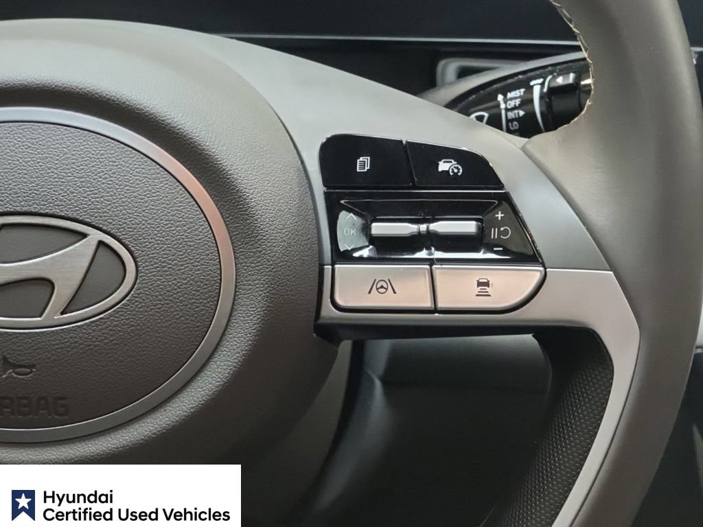 Used 2025 Hyundai Elantra SEL FWD image 20