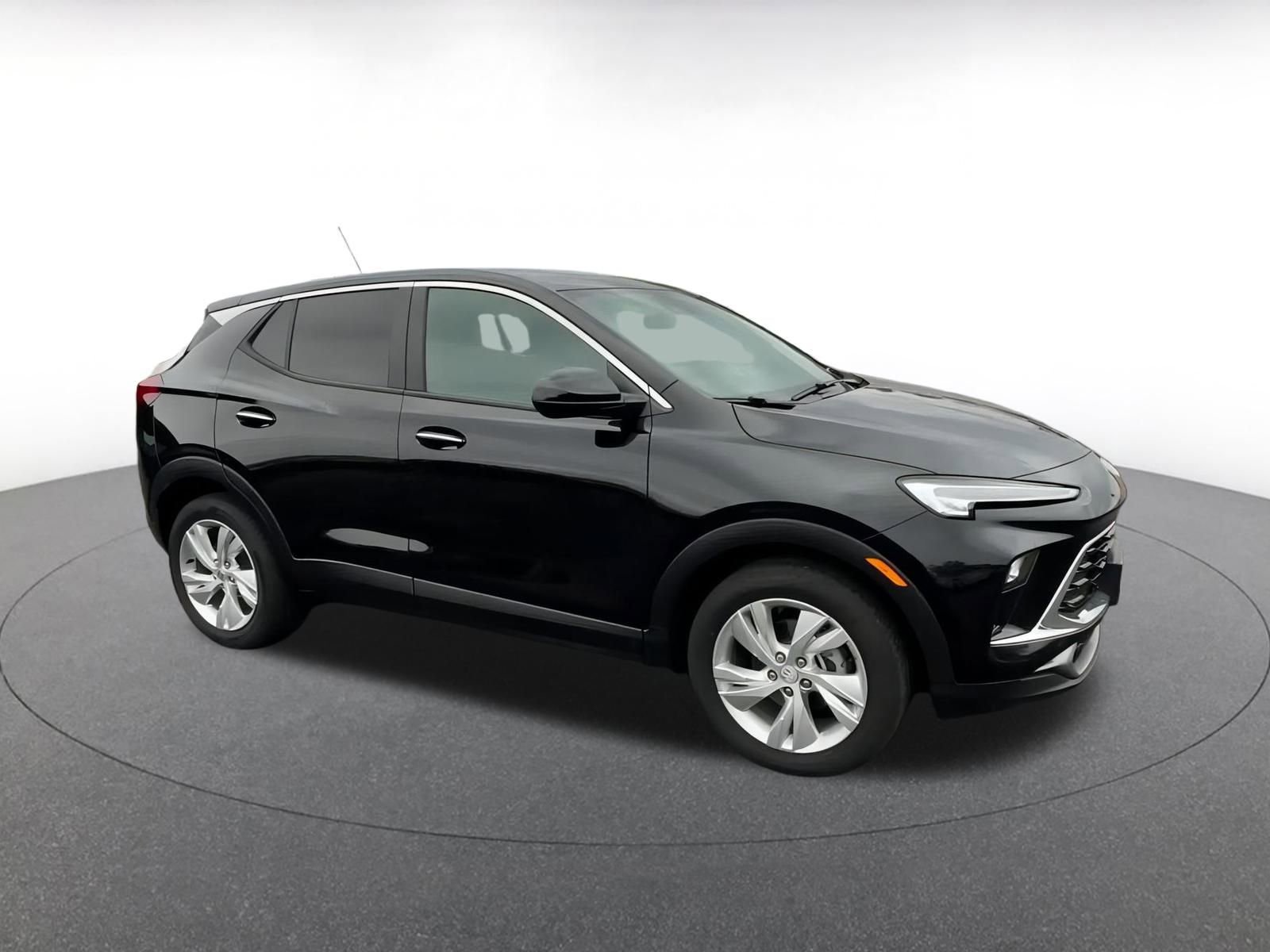 Used 2025 Buick Encore GX Preferred image 2