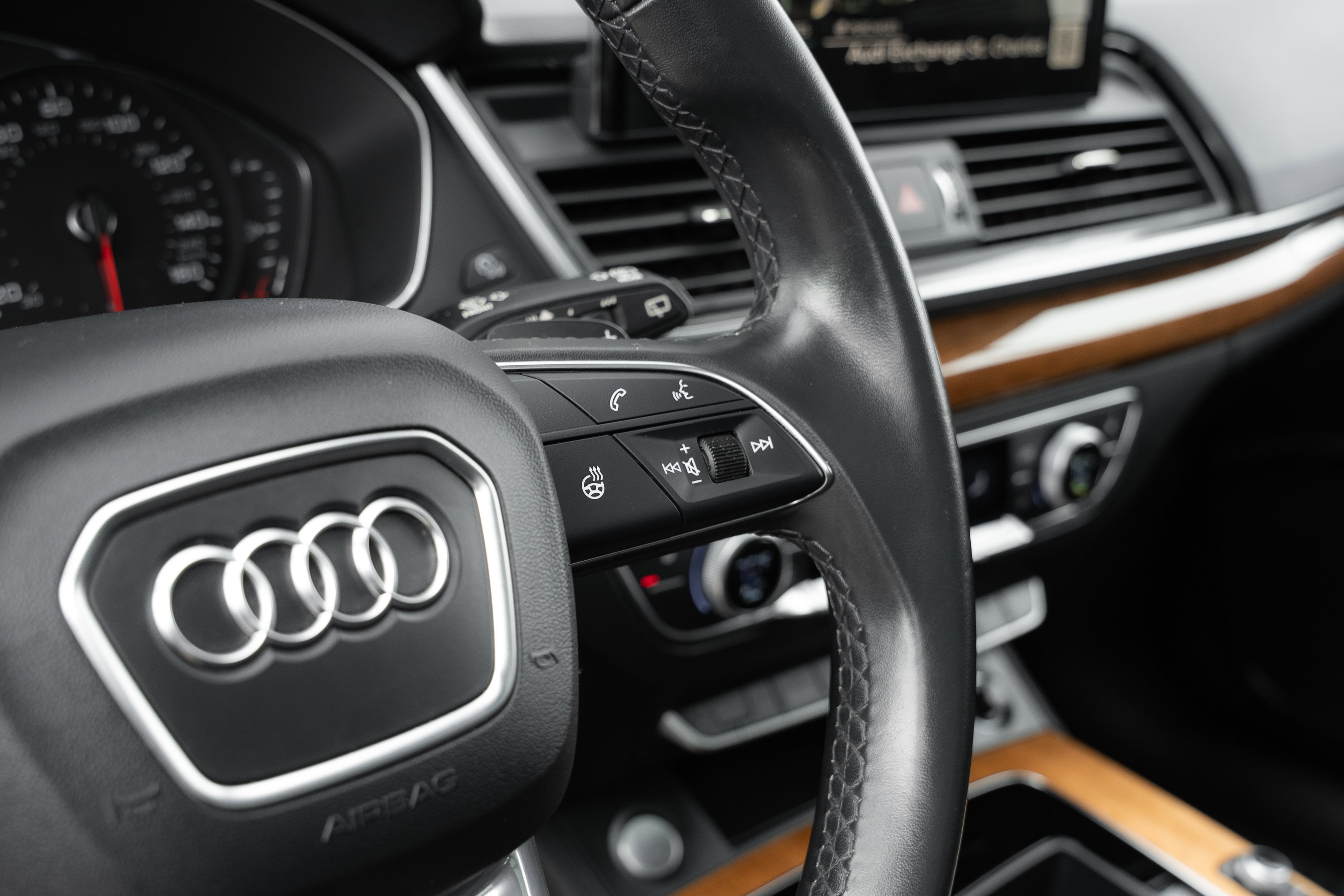 Certified 2023 Audi Q5 2.0T Premium w/ Convenience Package image 12