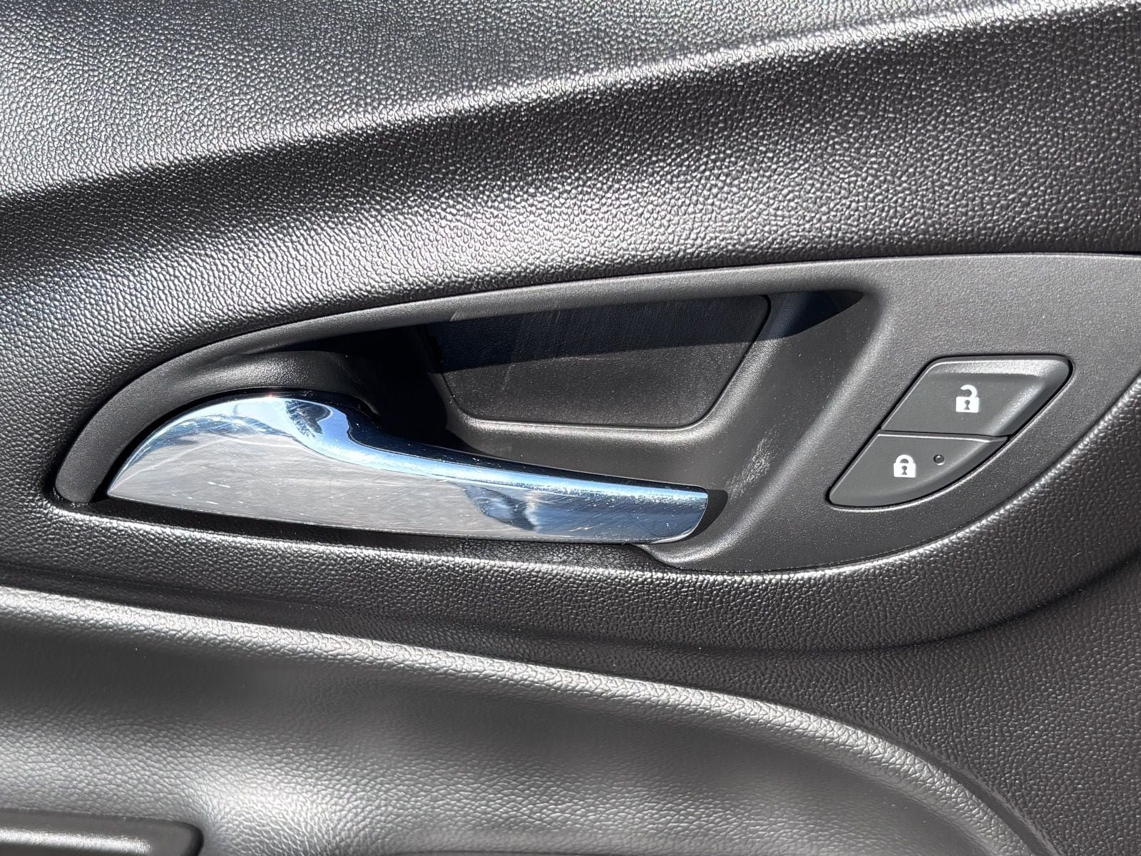 Used 2020 Chevrolet Equinox Premier FWD image 20
