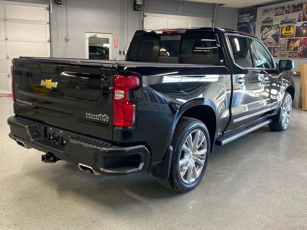 Used 2023 Chevrolet Silverado 1500 High Country w/ High Country Premium Package image 8