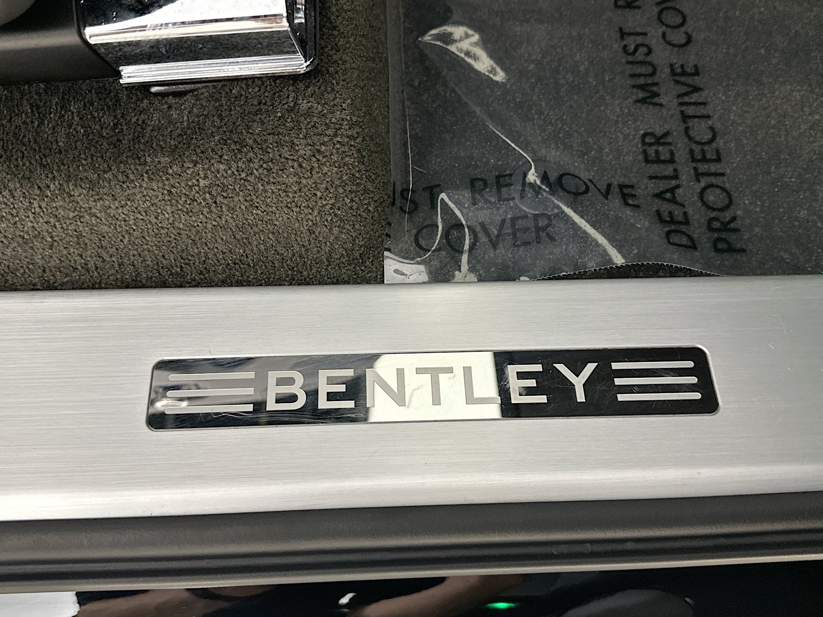 Used 2022 Bentley Bentayga AWD/4WD image 67