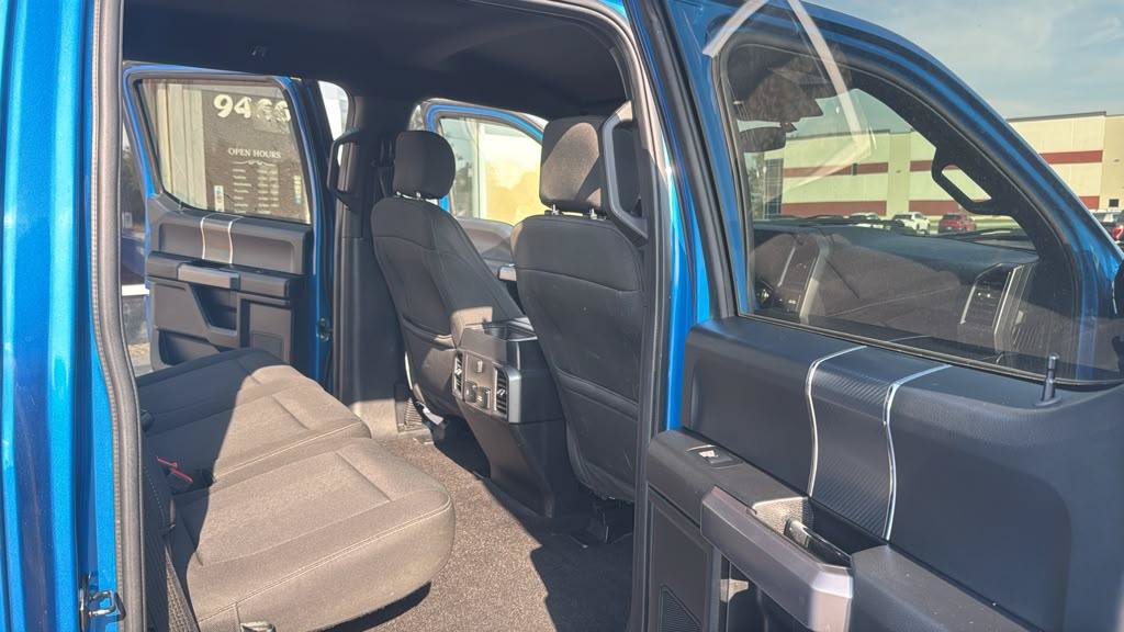 Used 2019 Ford F150 XLT w/ Equipment Group 302A Luxury AWD/4WD image 14