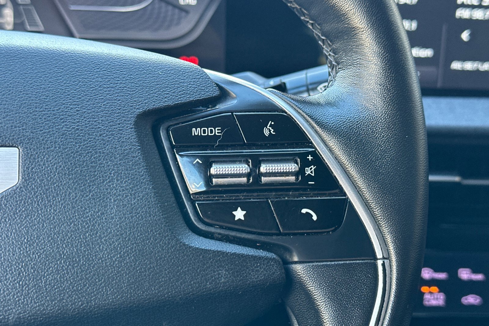 Used 2022 Kia EV6 Wind w/ Wind Technology Package image 32