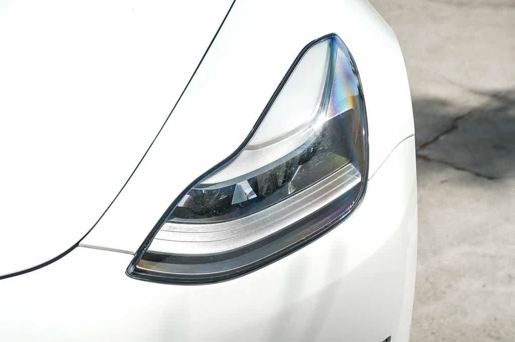 Used 2022 Tesla Model 3 Long Range AWD/4WD image 8