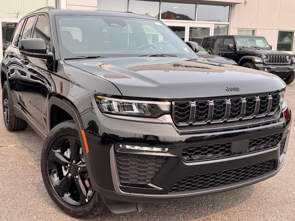 New 2026 Jeep Grand Cherokee Limited w/ Limited Altitude Package AWD/4WD image 1