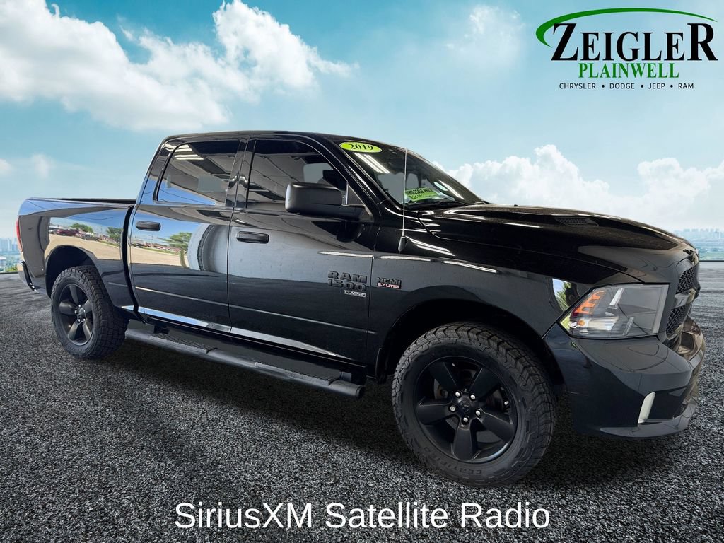 Used 2019 RAM 1500 Express w/ Wheel & Sound Group AWD/4WD image 7