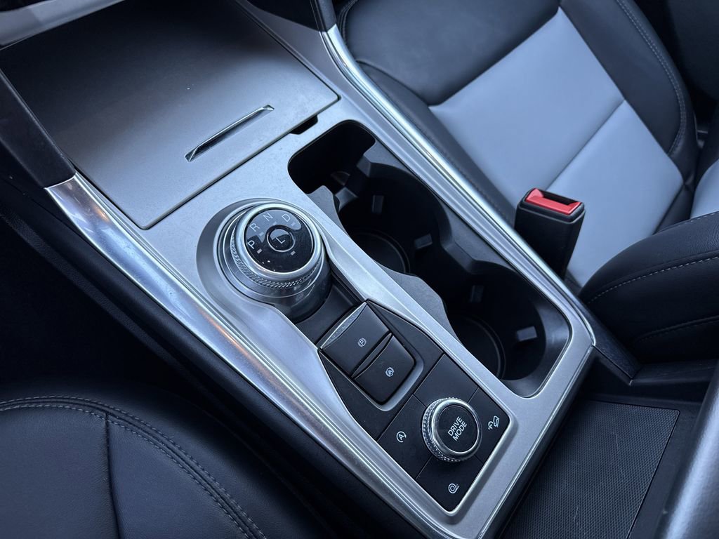 Used 2023 Ford Explorer XLT w/ Equipment Group 202A image 32