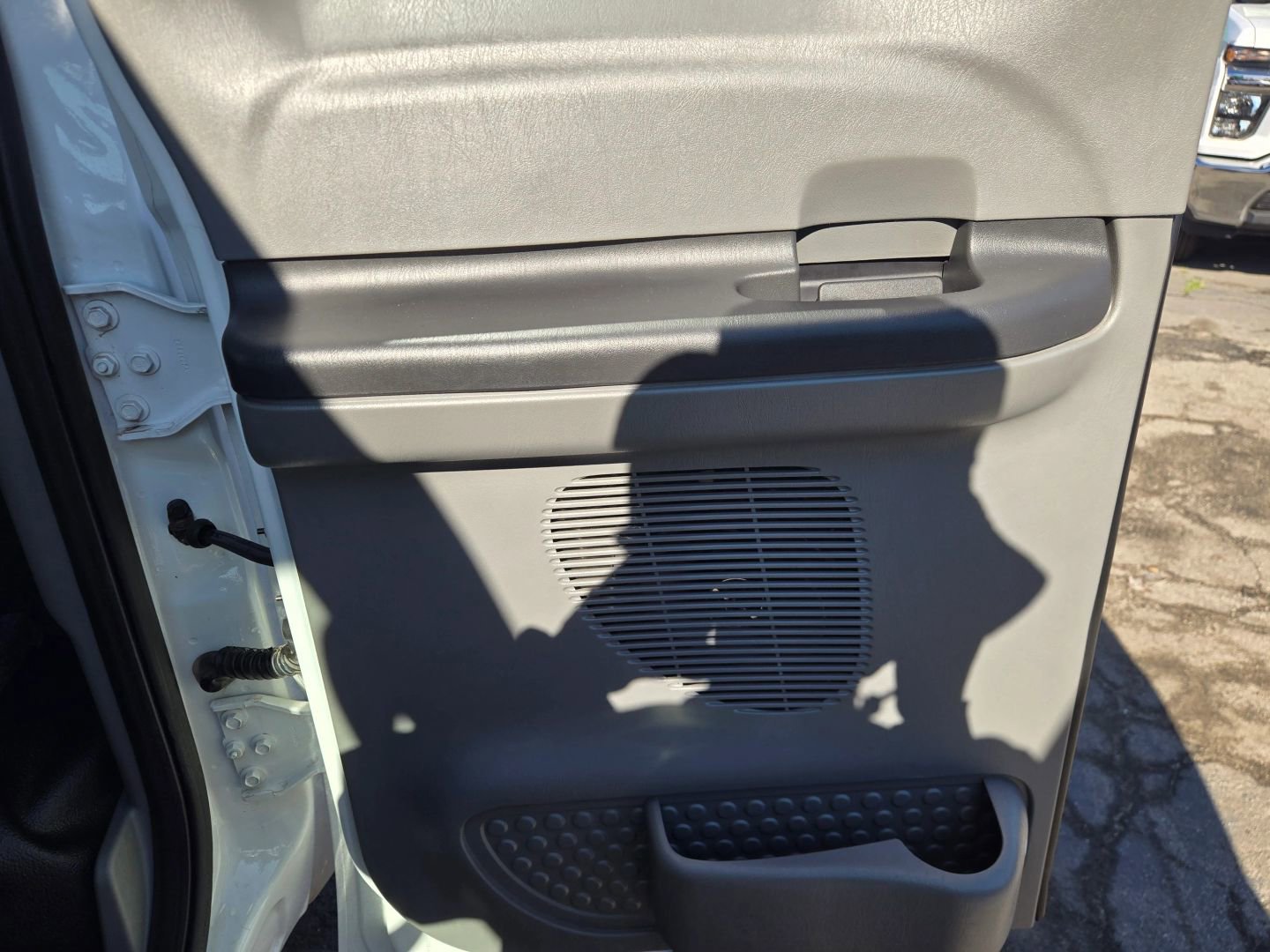 Used 2003 Ford F350 XL image 12