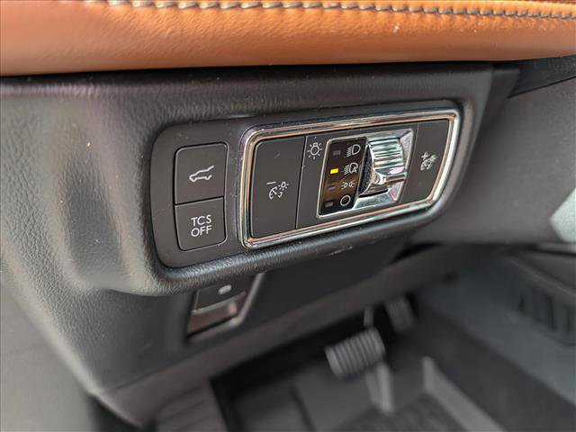 Certified 2022 Lincoln Nautilus Reserve image 33