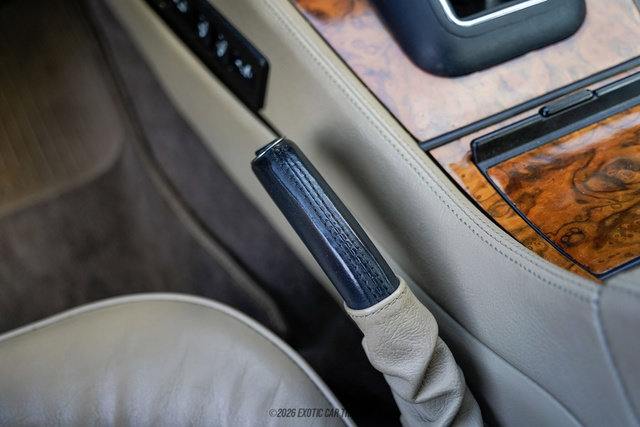 Used 1988 Jaguar XJ Vanden Plas RWD image 40