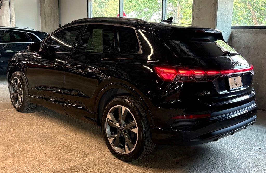 Used 2024 Audi Q4 e-tron Premium w/ Convenience Package AWD/4WD image 3
