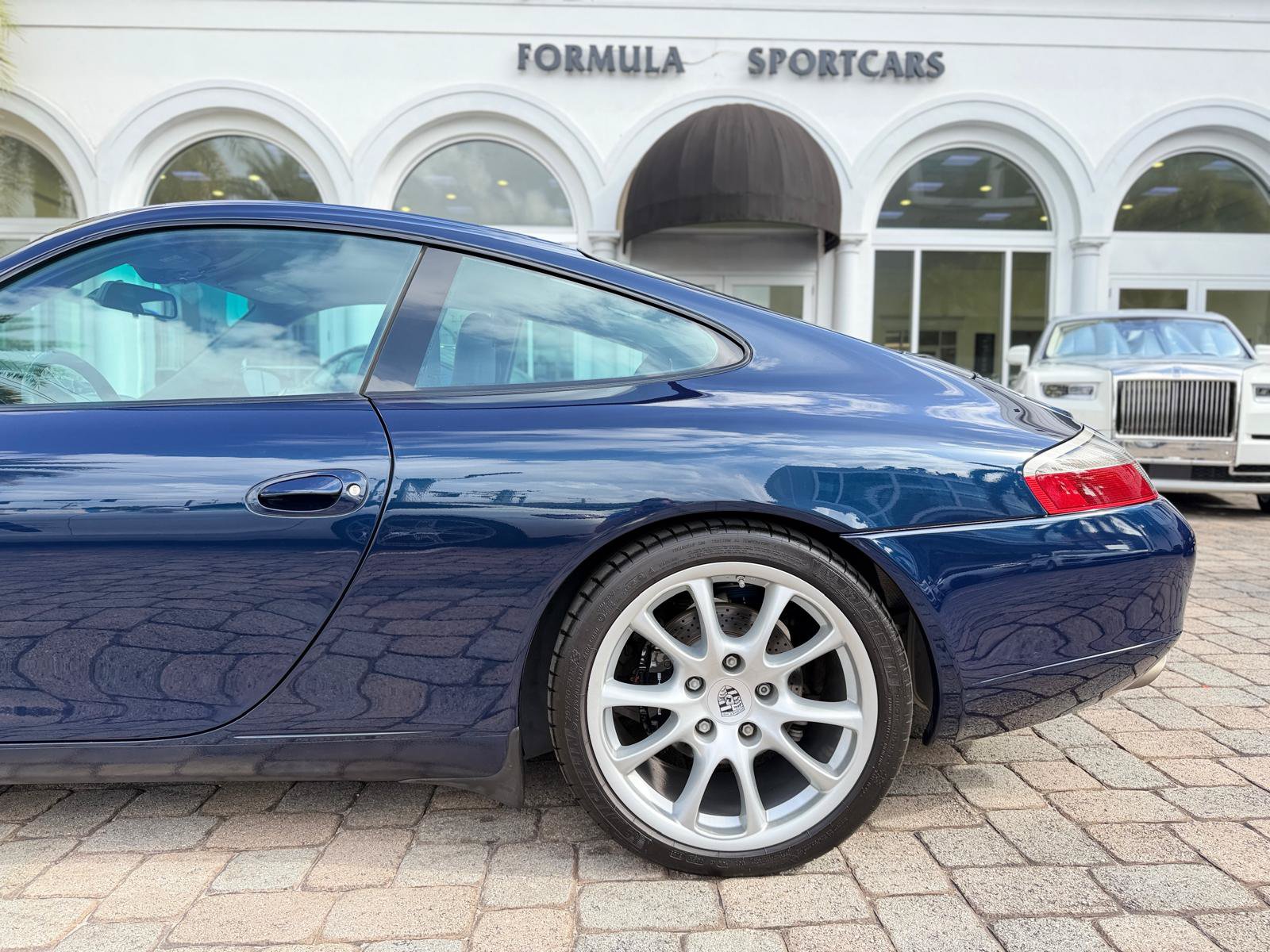 Used 2000 Porsche 911 Carrera RWD image 22