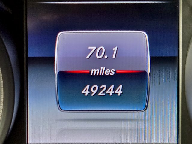 Used 2019 Mercedes-Benz GLC 300 4MATIC image 38