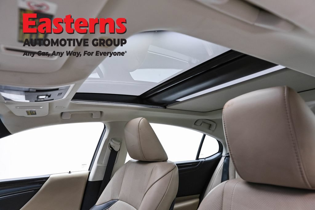 Used 2020 Lexus ES 350 w/ Accessory Package FWD image 37