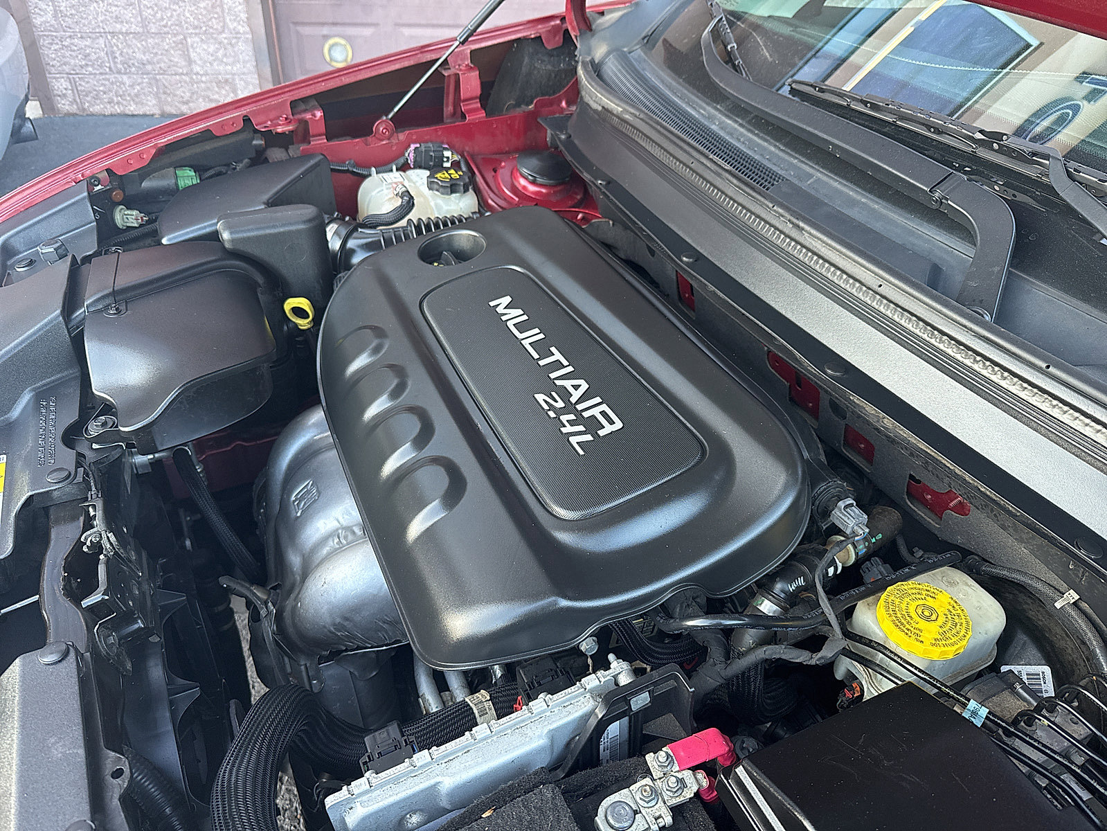 Used 2016 Jeep Cherokee Sport image 29