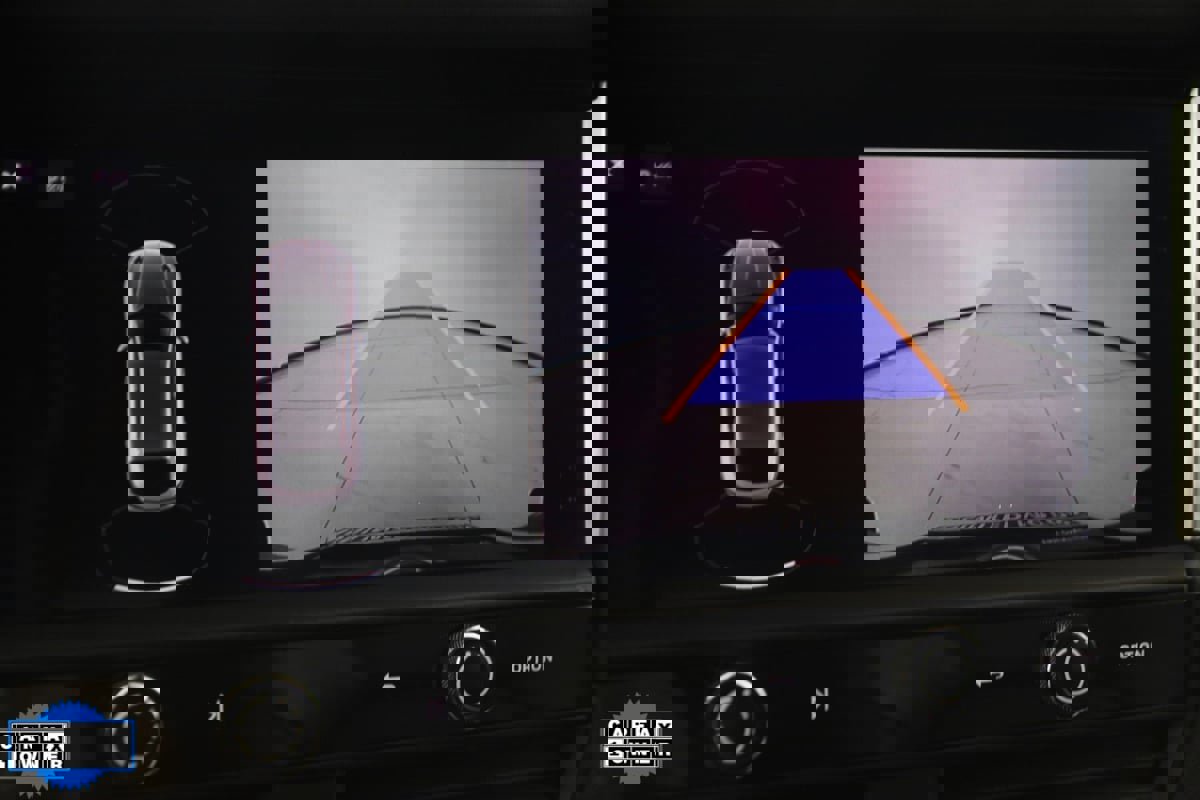 Used 2022 Porsche Macan image 10