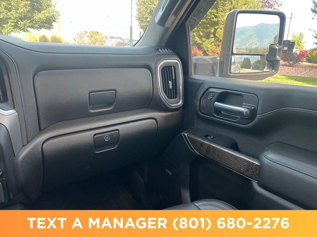 Used 2023 GMC Sierra 3500 Denali w/ Technology Package AWD/4WD image 27