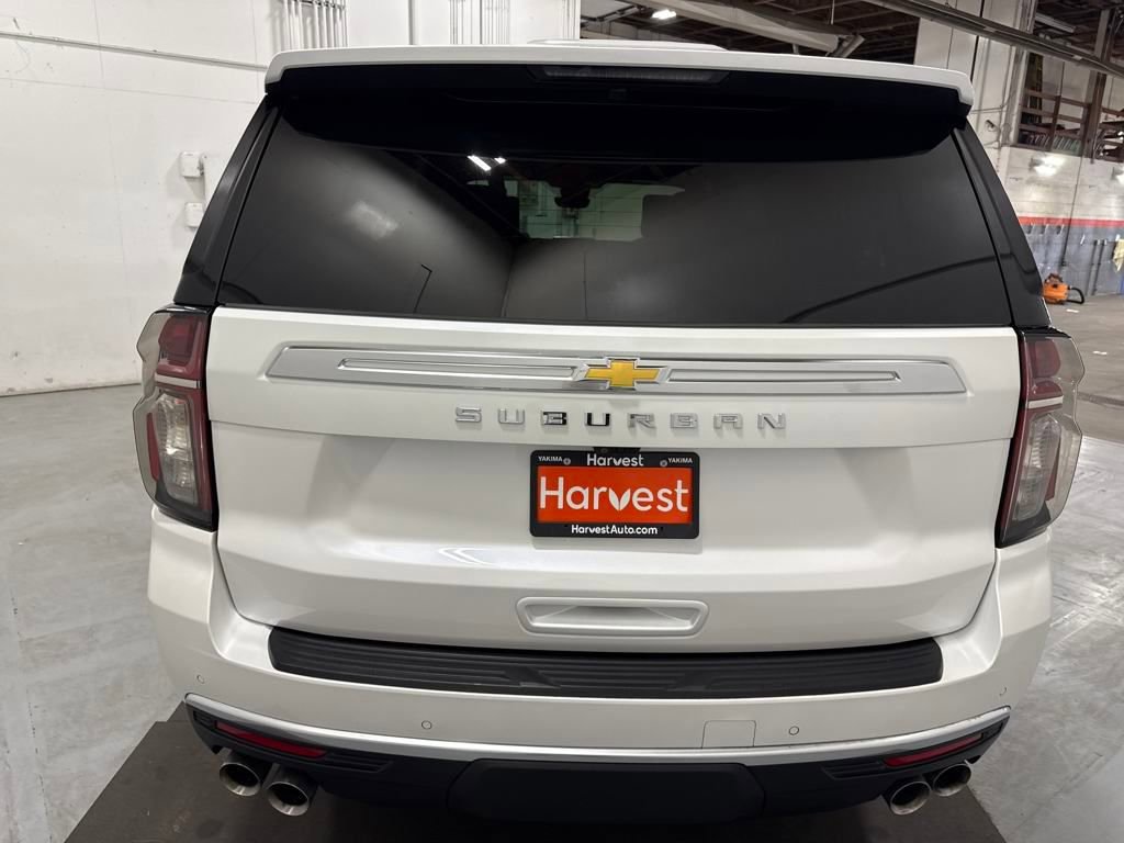 Certified 2024 Chevrolet Suburban High Country image 6