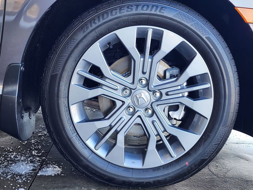 Used 2026 Honda Odyssey Touring image 4